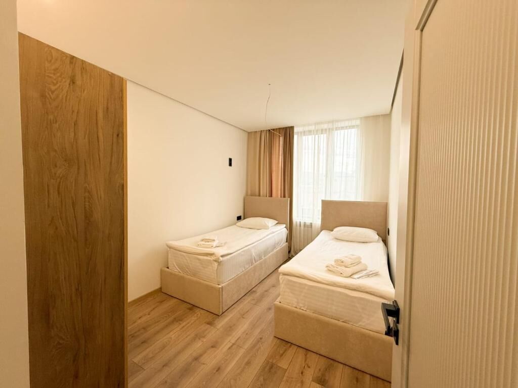 Familien-Vierbettzimmer | Bügeleisen/Bügelbrett, kostenloses WLAN, Bettwäsche