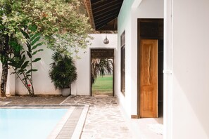 Outdoor pool - Orchid Villa By Pardise (Koggala)