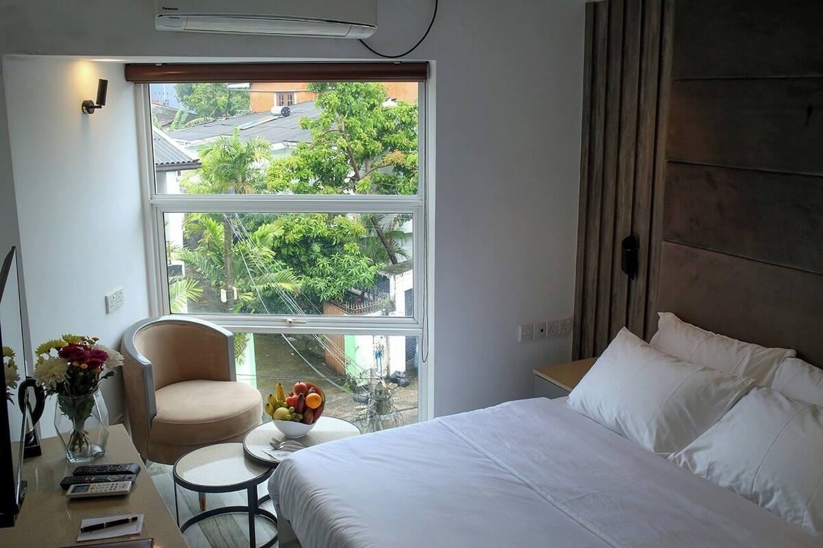 Superior Double Room, City View