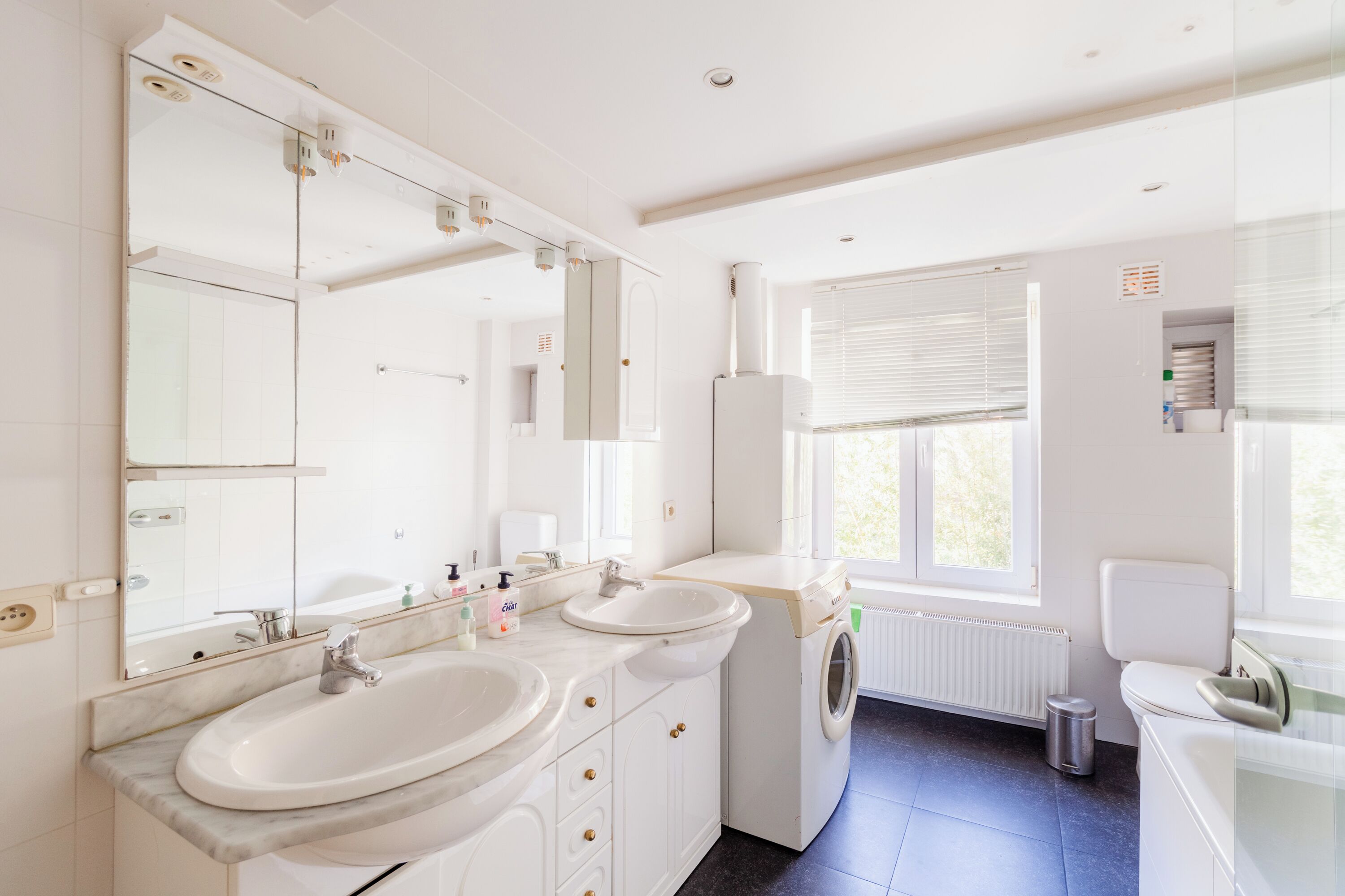 شقة - غرفة نوم واحدة | حمام