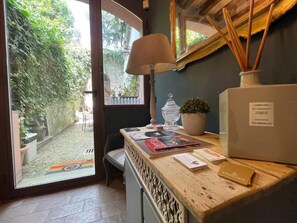 Unclassified image, 3 of 4, button - Vrbo Property (Parma)