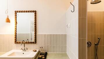 Chambre Double Deluxe, balcon, vue cour intérieure