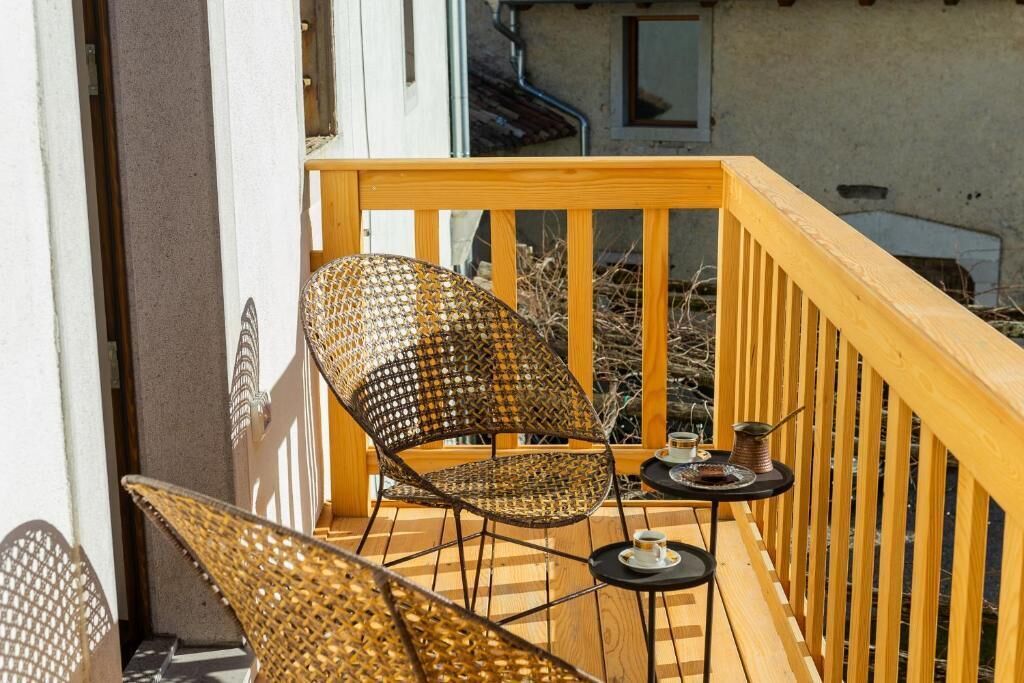 Deluxe Double Room, Balcony, Courtyard View