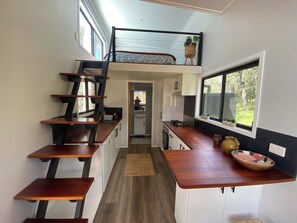 Interior - Allawah Tiny Home Bush Retreat (Laguna)