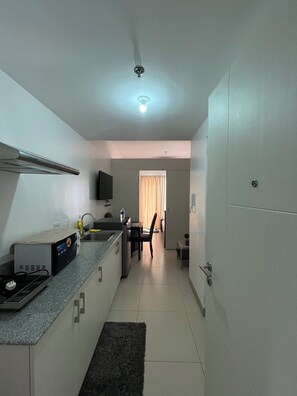 Standard Apartment - Cool Residences Tagaytay (Tagaytay)