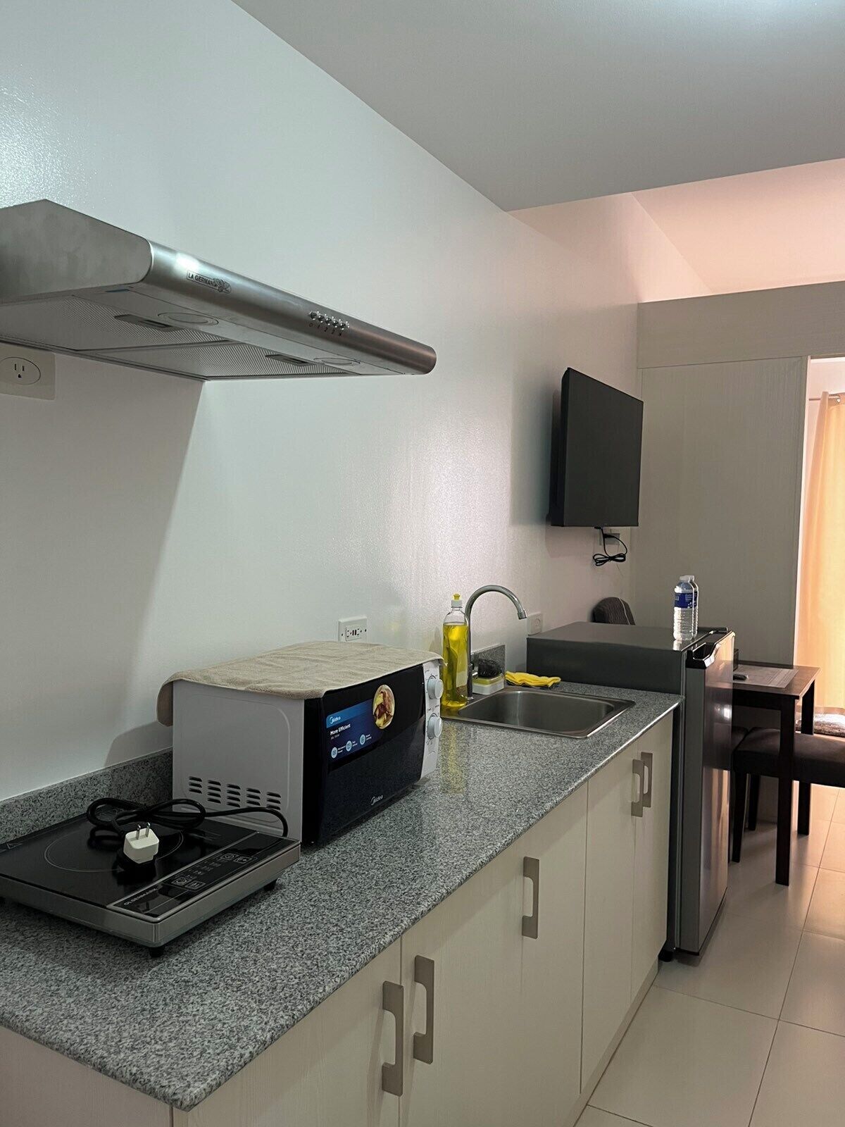 Standard Room, 1 Bedroom | Private kitchen | Fridge, microwave, stovetop, dishwasher