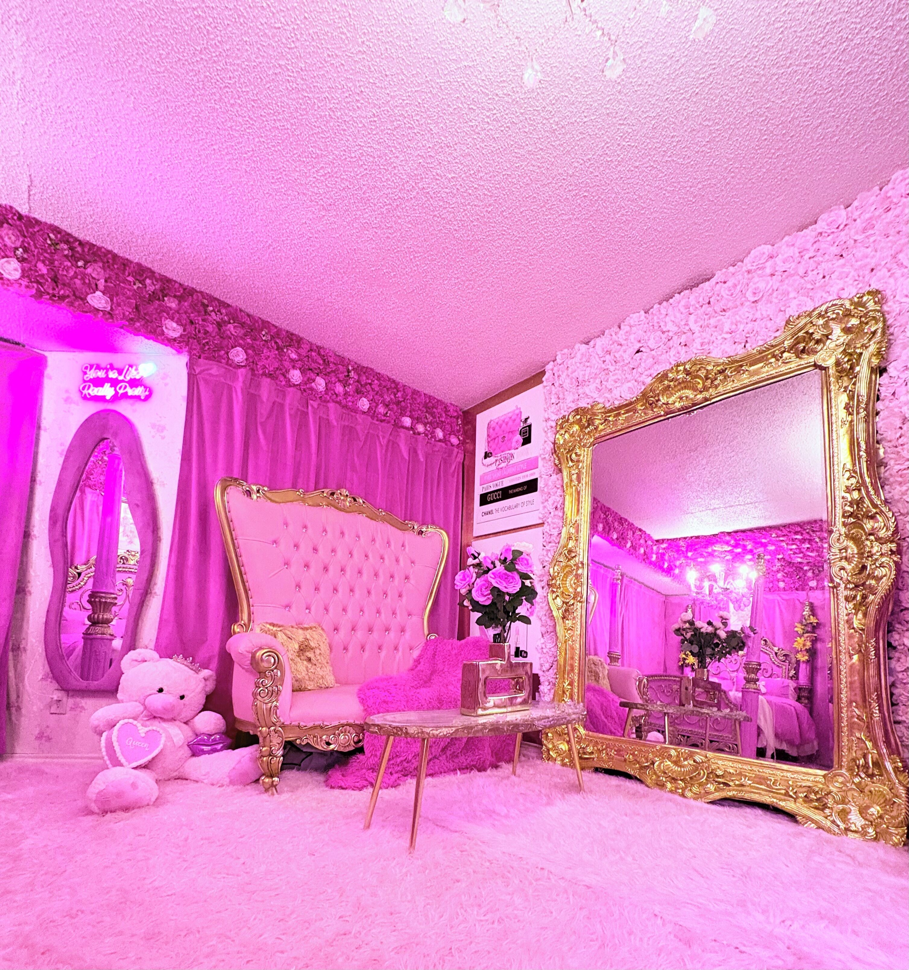 المنشأة من الداخل