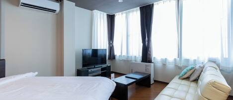 1 makuuhuone, työpöytä, ilmainen Wi-Fi, vuodevaatteet