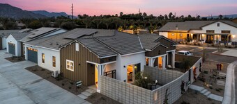Resort Pool + Hot Tub + Gym + Coworking Lounge + Firepit | Summerwell