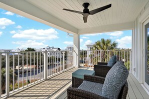 Luokittelematon kuva, 4 kautta 47, painike