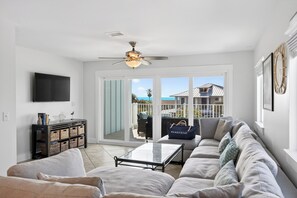 Luokittelematon kuva, 5 kautta 47, painike