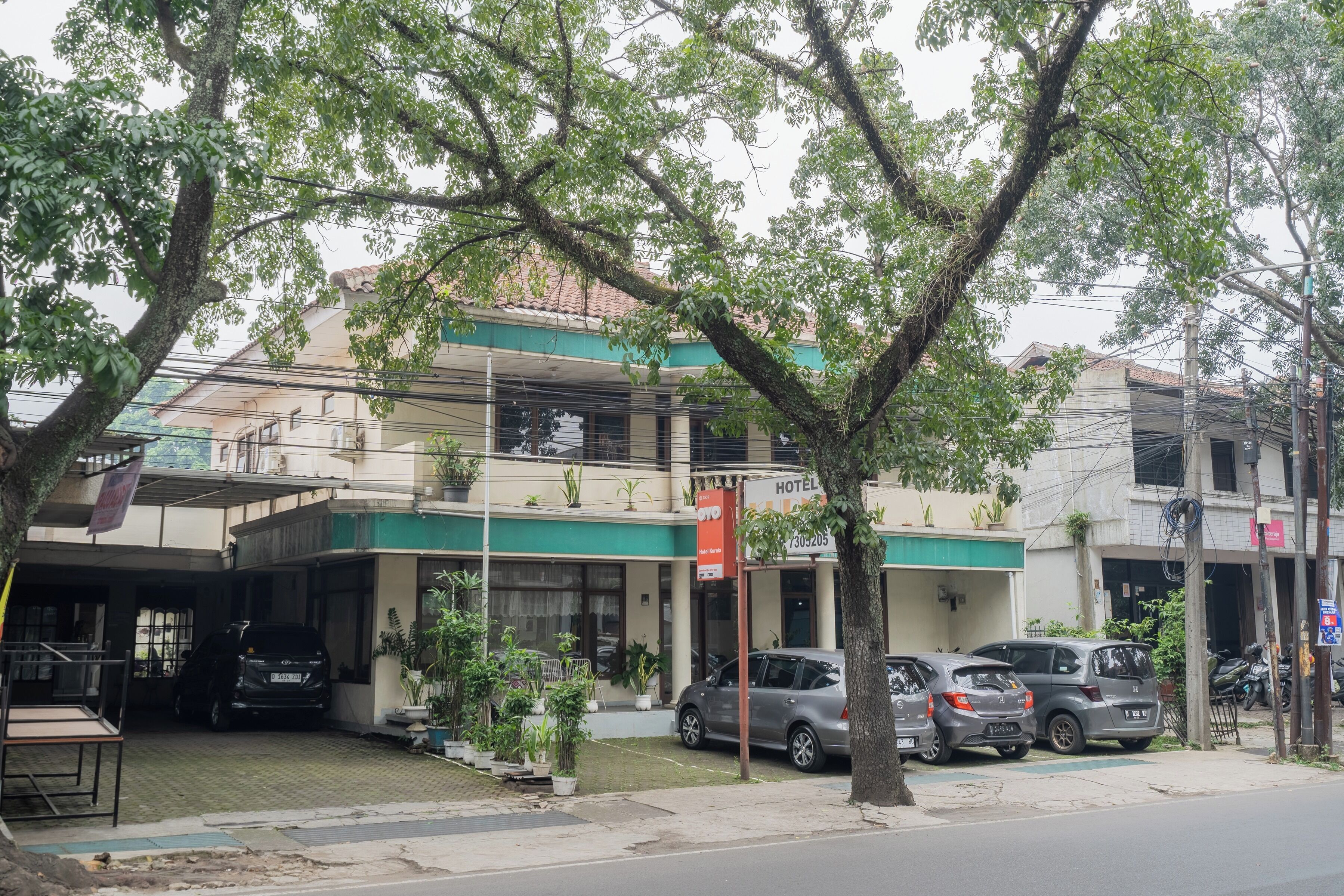 المنشأة من الخارج