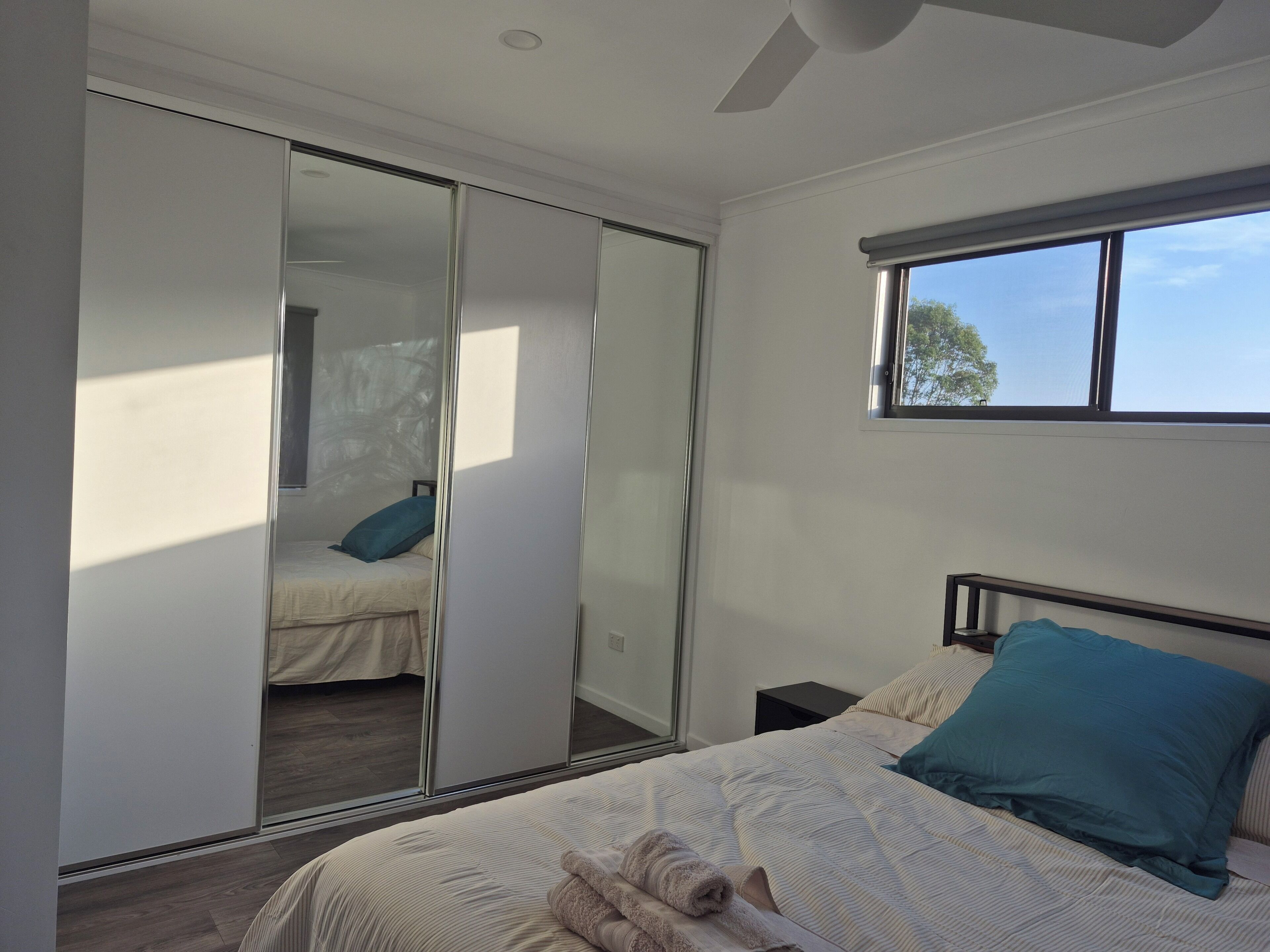 Free WiFi, bed sheets