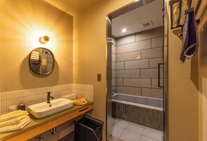 Nicht klassifiziertes Bild, 2 von 38, Schaltfläche