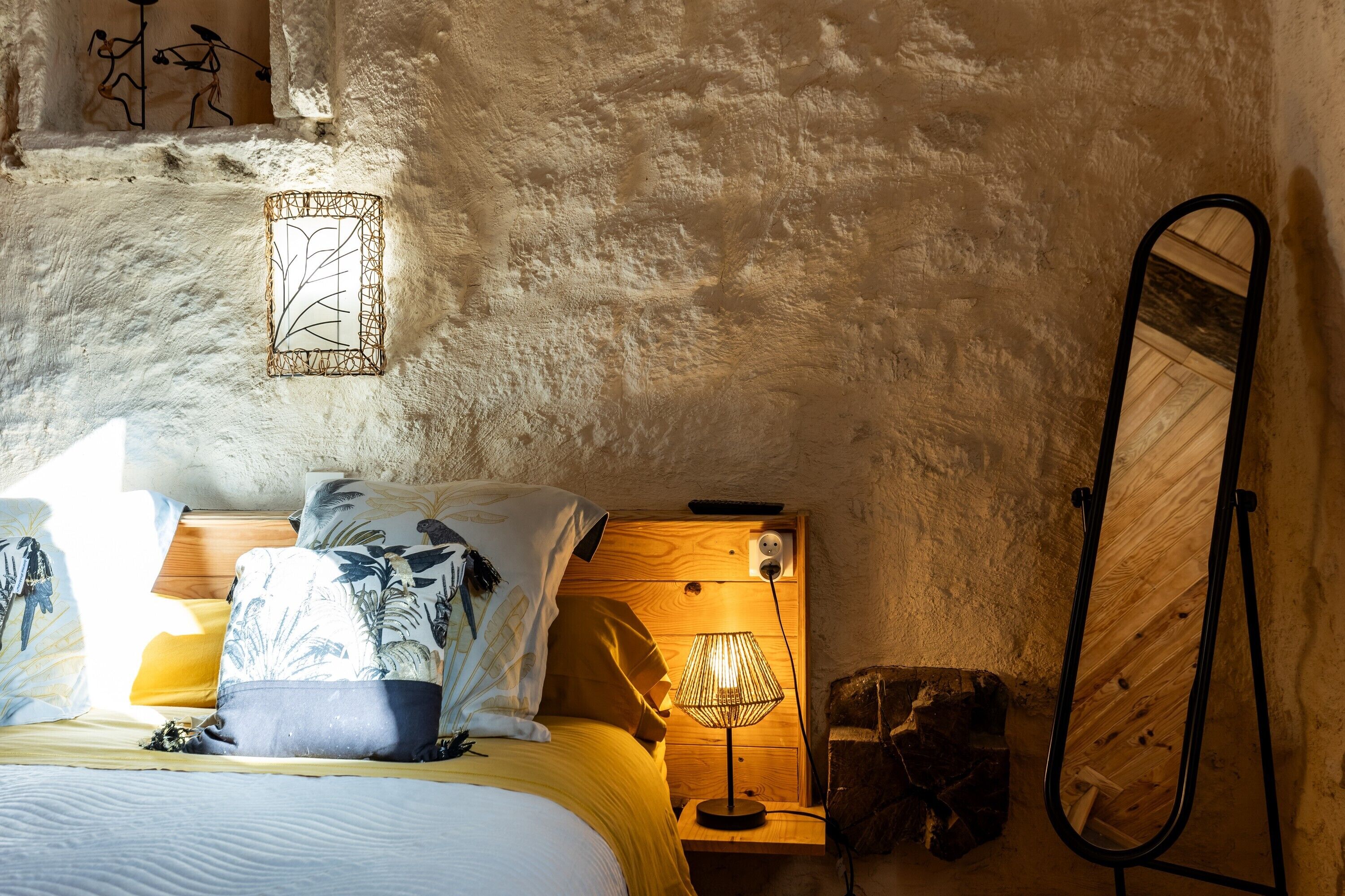 1 bedroom, iron/ironing board, bed sheets