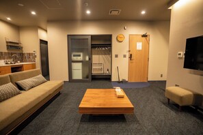 TV - A relaxing room that combines modern apartment des / Kamikawa District Hokkaidō (Kamikawa District)