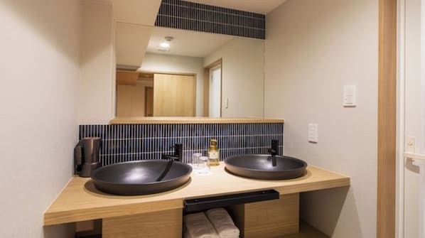 Interior - JapaneseWestern Style Superior Twin Room for 3 p / Kyoto City Kyōto (Kyoto City)