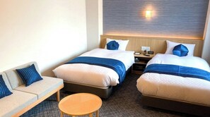 Desk, free WiFi, bed sheets - JapaneseWestern Style Superior Twin Room for 3 p / Kyoto City Kyōto (Kyoto City)