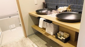 Unclassified image, 5 of 14, button - Japanese Suite for 4 people | Rinn Niomon Room / Kyoto City Kyōto (Kyoto City)