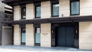 Exterior detail - Comfort Twin for 1 person | Yoin Hotel Kyoto Gio / Kyoto City Kyōto (Kyoto City)