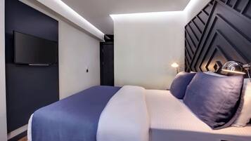 1 soverom, strykejern/-brett, internettilgang og sengetøy