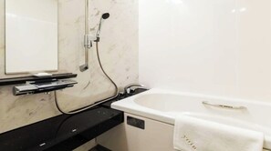 Hair dryer, towels - Superior Twin Room for 1 person | Yoin Hotel Kyo / Kyoto City Kyōto (Kyoto City)