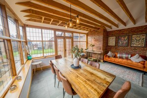 Interior - Deberri - sleeps 8 guests  in 4 bedrooms (Fressingfield)