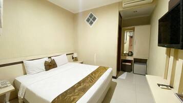 Quarto casal superior | Wi-Fi de cortesia, roupa de cama