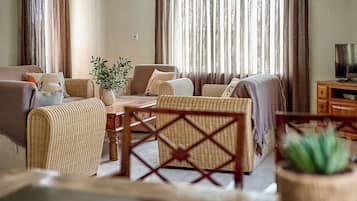 Classic-Apartment, Meerblick | Wohnbereich