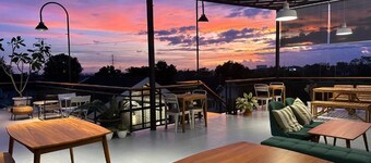 Cendhani Raras Gallery