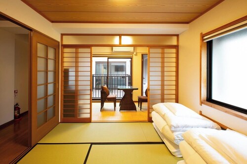 Nonsmoking 1 whole floor reserved in the center / Okayama City Okayama