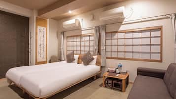 Desk, free WiFi, bed sheets