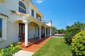 Exterior - Nonsmoking Private villa limited to one group p / Miyakojima City Okinawa (Miyakojima City)