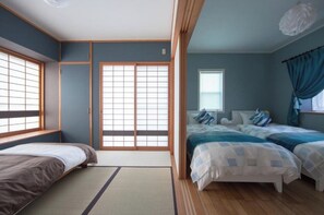 6 bedrooms, desk, free WiFi, bed sheets - Nonsmoking Private villa limited to one group p / Miyakojima City Okinawa (Miyakojima City)