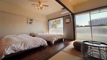 1 多间卧室、办公桌、免费 WiFi、床单