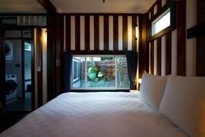 1 slaapkamer, een bureau, een strijkplank/strijkijzer, gratis wifi