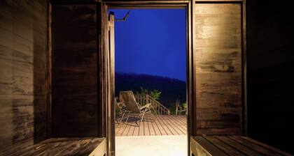 Sauna BBQ and bonfires in this outdoor villa for / Minamitsuru District Yamanashi