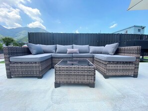 Terrace/patio - Newly built villa with garden along the sea in Nis / Kamo District Shizuoka (Kamo District)