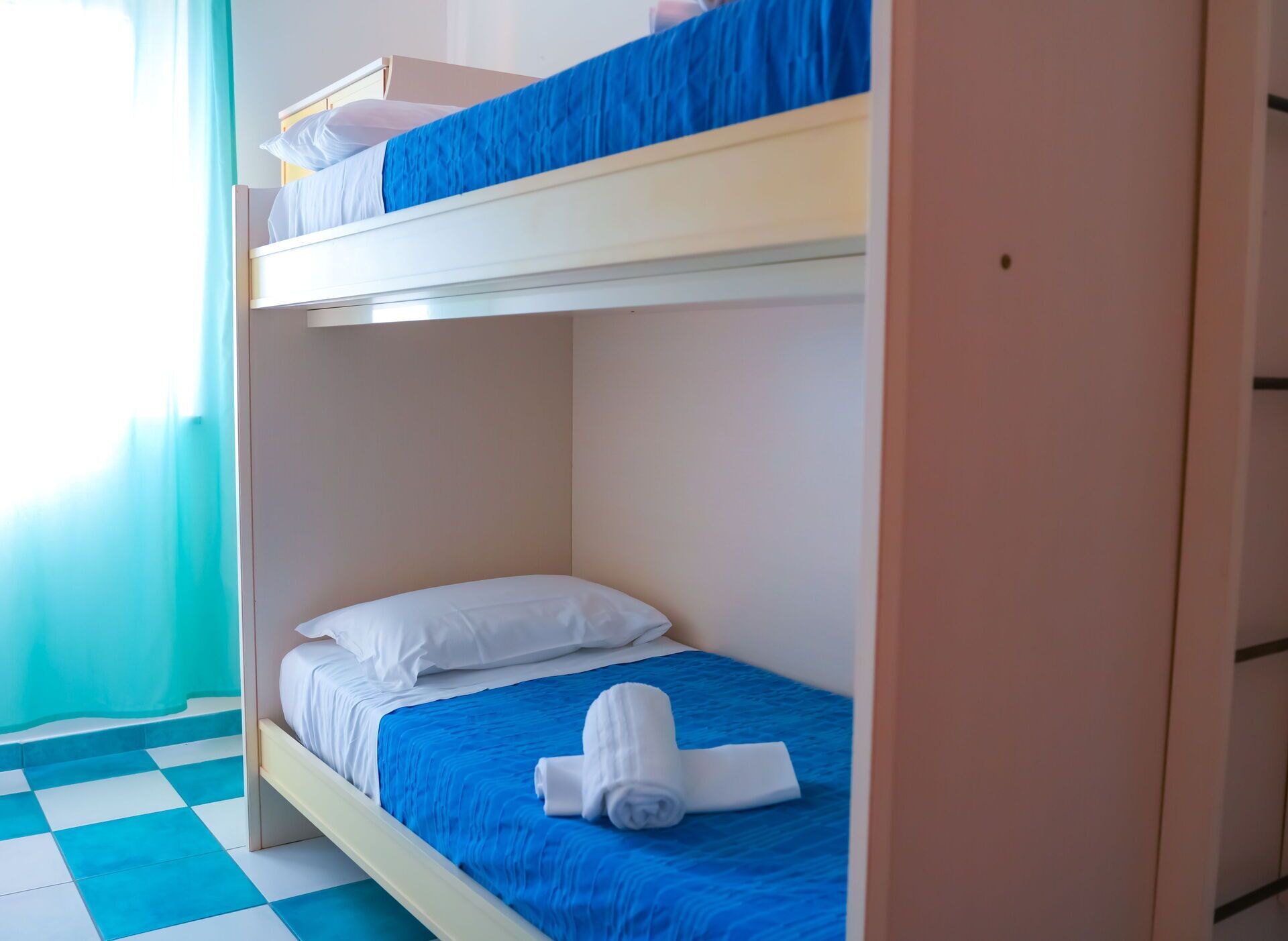 Reisbedje, gratis wifi, beddengoed