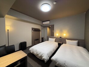 Room - Hotel Route Inn Grand Maebashi (Maebashi)