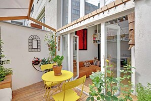 Unclassified image, 5 of 18, button - Beautiful Duplex 1BR/2P - Belleville (Paris)