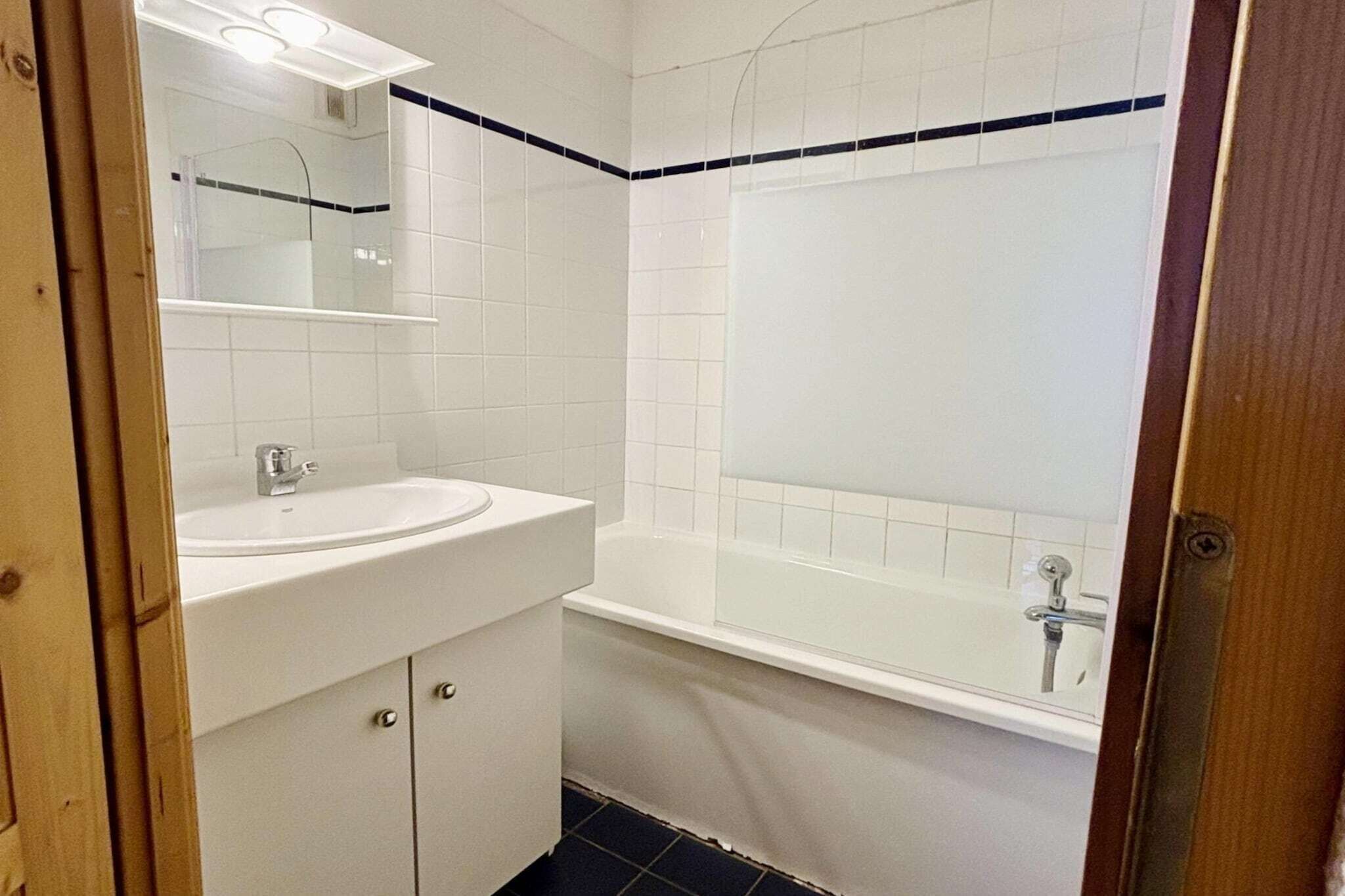 Hair dryer