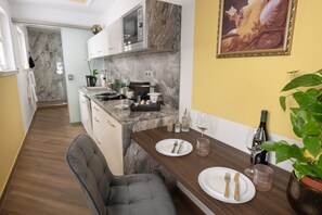 Uklassifisert bilde, 5 av 10, knapp