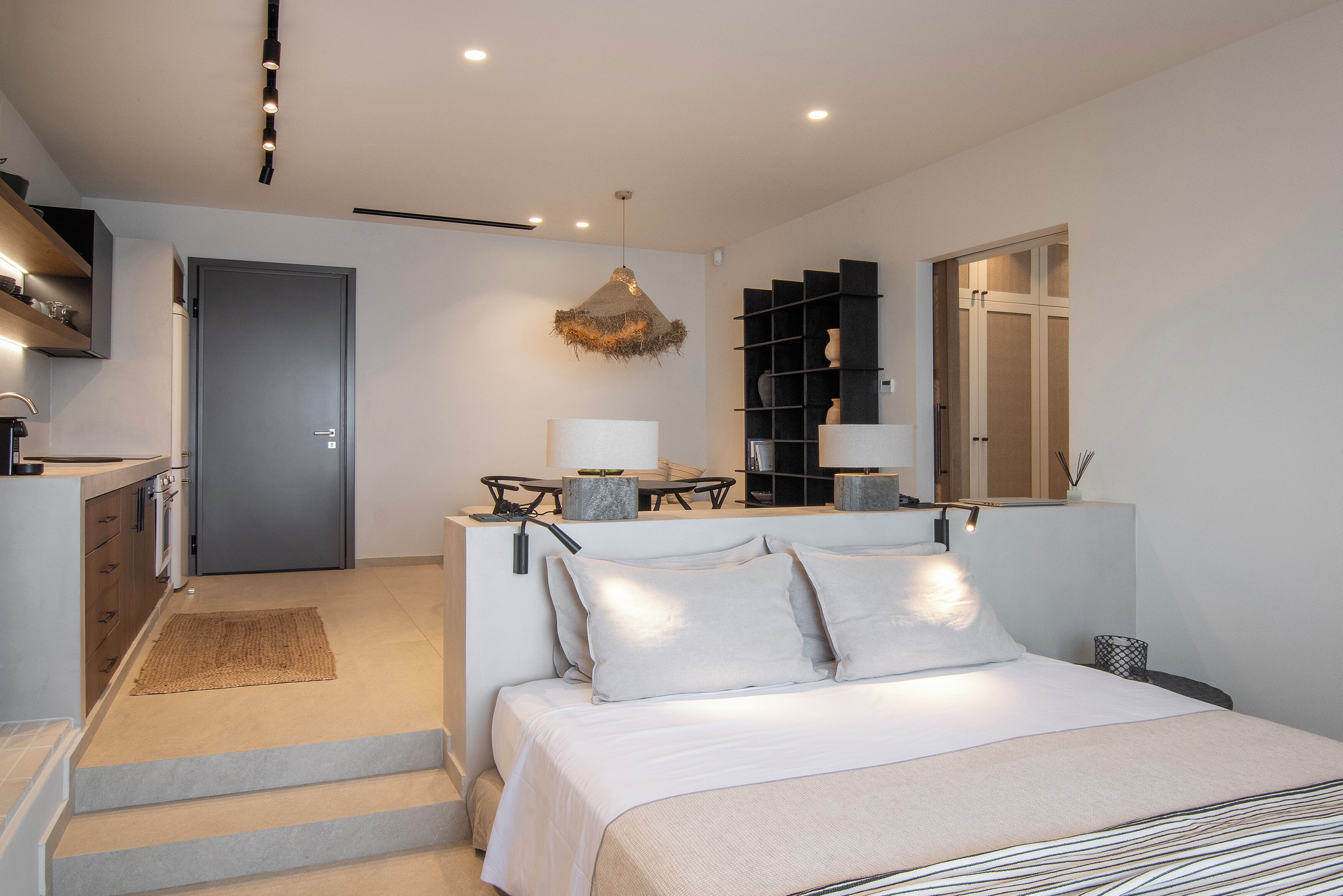 1 chambre, fer et planche à repasser, Wi-Fi gratuit, draps fournis