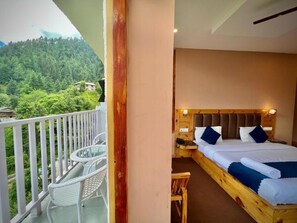 Superior-Doppelzimmer, Balkon, Bergblick