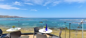 OH Suites Paseo de las Canteras 58