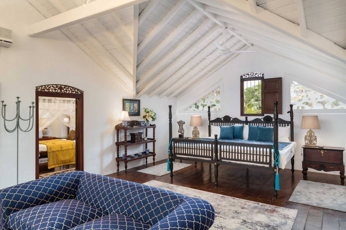 Junior Quadruple Room, Pool View