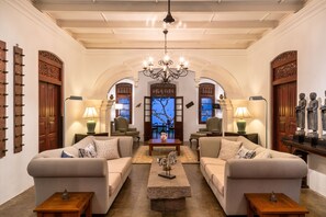 未分类图片，第 5 张，共 40 张，按钮