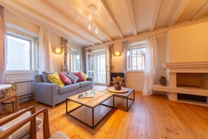 Botón de imagen sin clasificar, 4 de 77