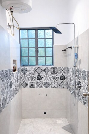 Unclassified image, 4 of 27, button - The Valley Retreat-Sakina “Your peaceful home in the valley.” (Arusha)